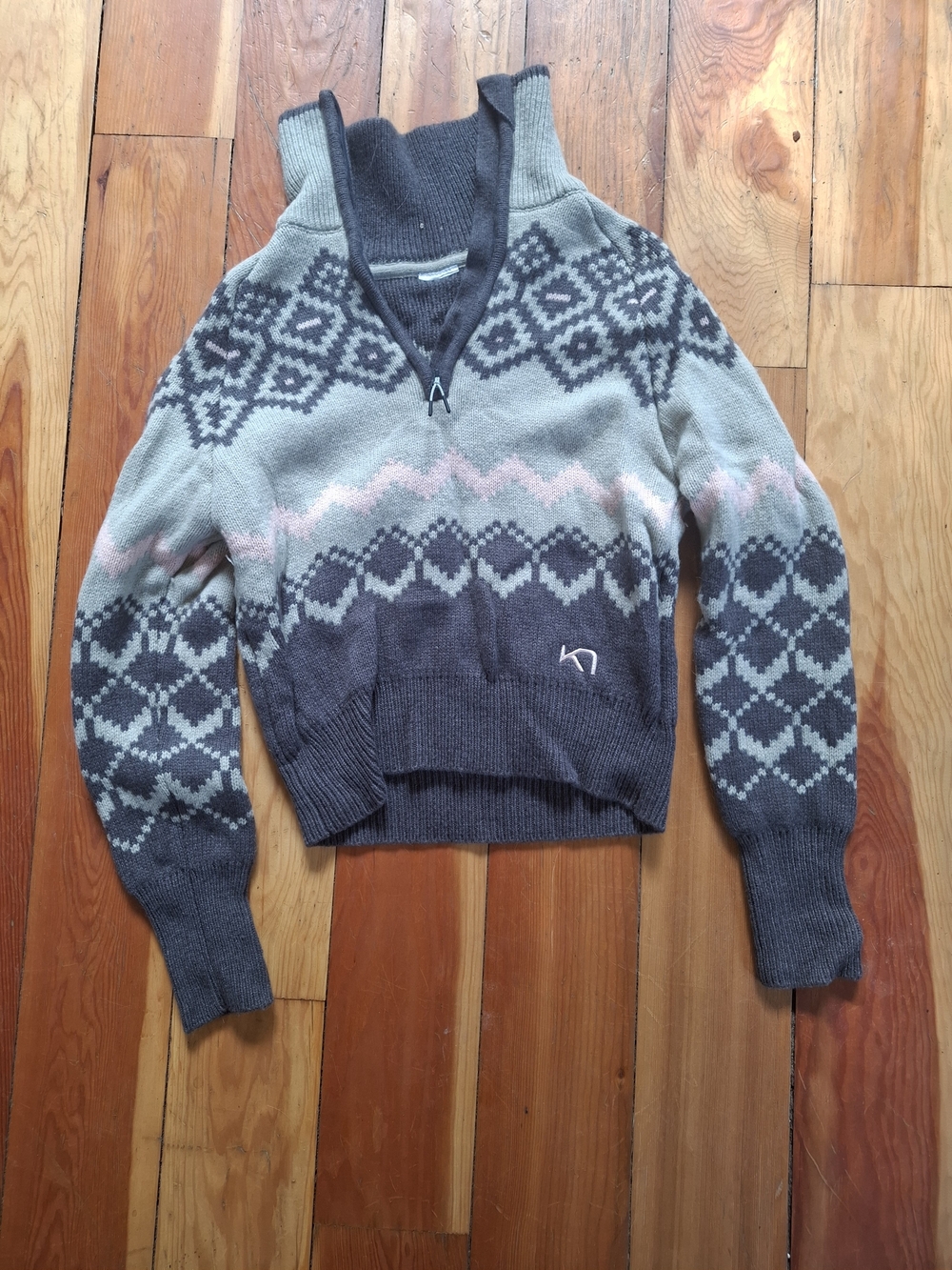 Kari Traa Gray and Light Pink Patterned Cowl-Neck Sweater